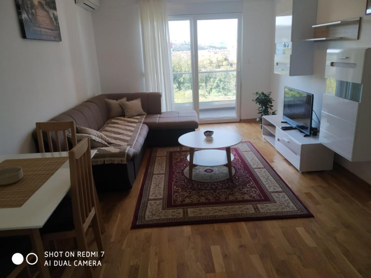 Renta Apartman Подгориця Екстер'єр фото