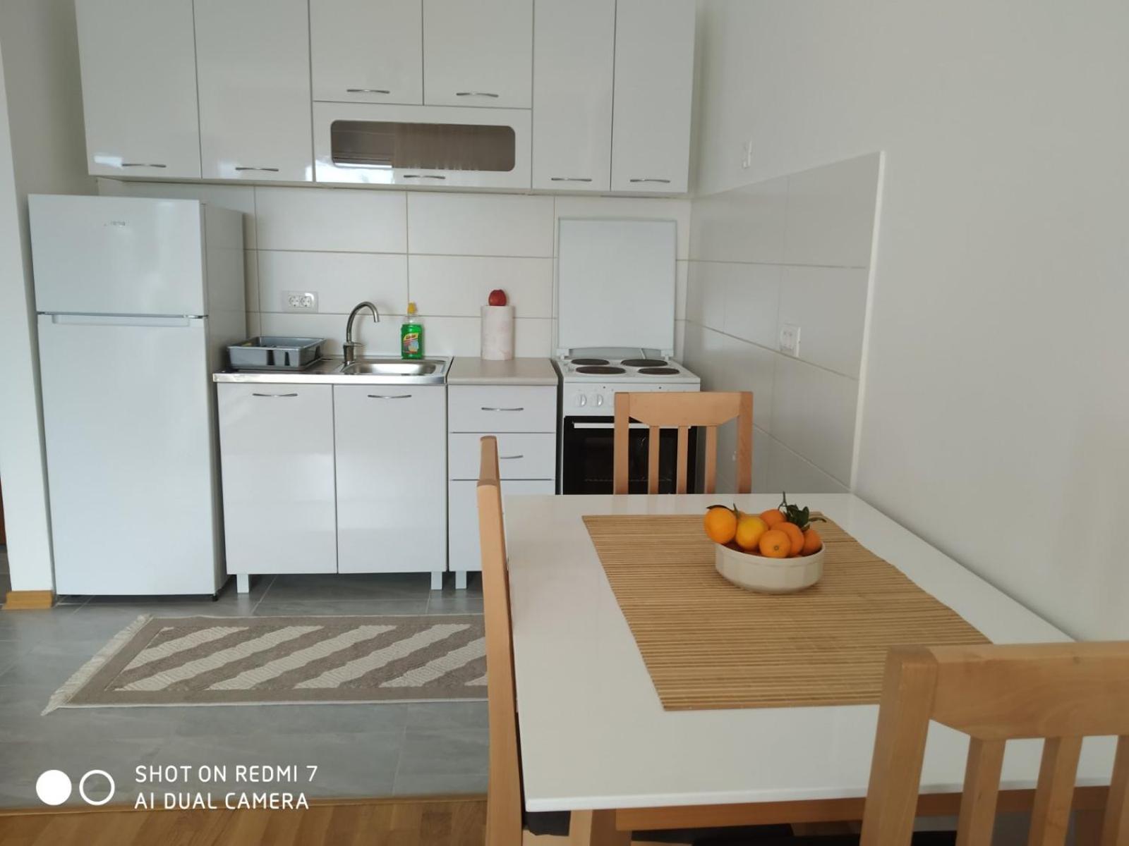 Renta Apartman Подгориця Екстер'єр фото
