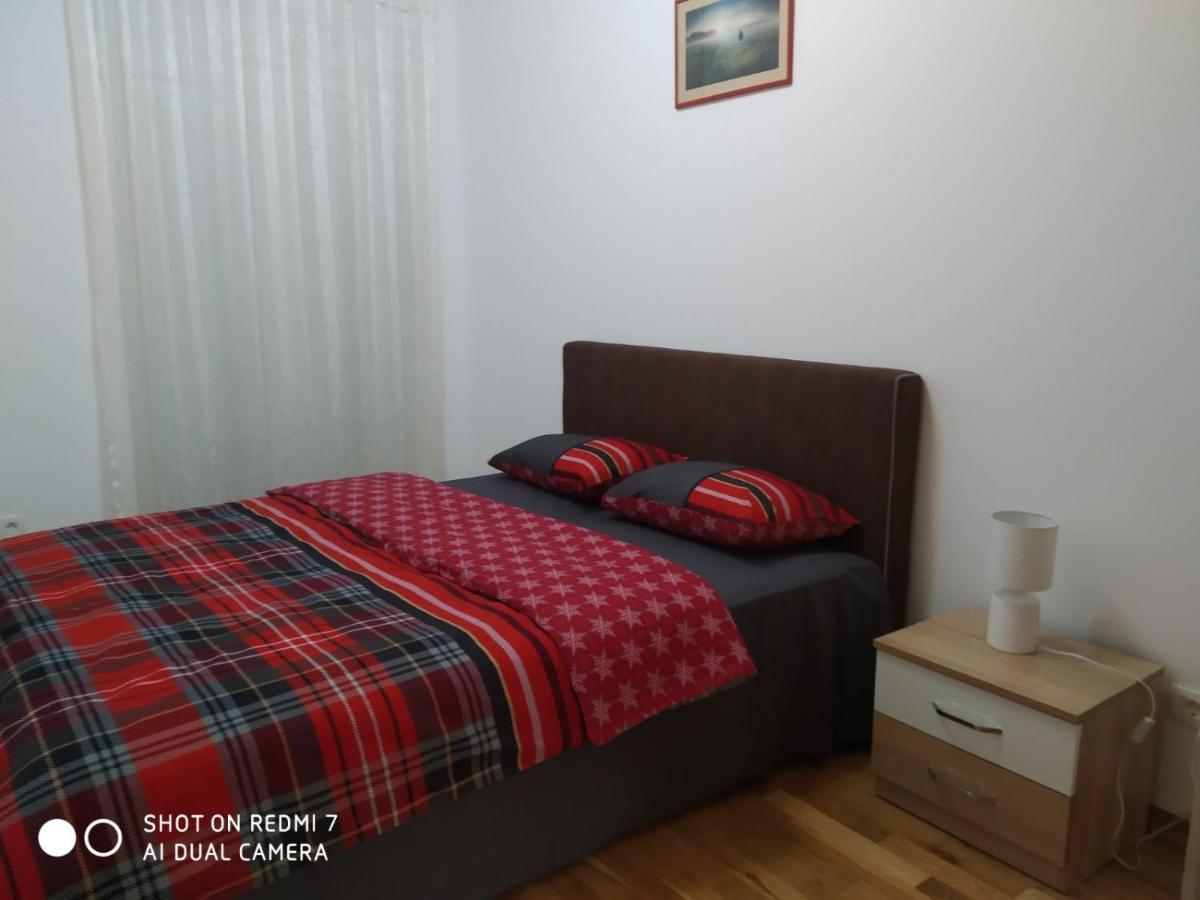 Renta Apartman Подгориця Екстер'єр фото