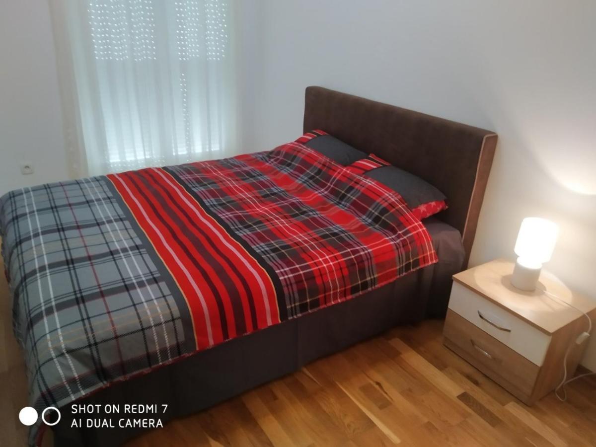 Renta Apartman Подгориця Екстер'єр фото